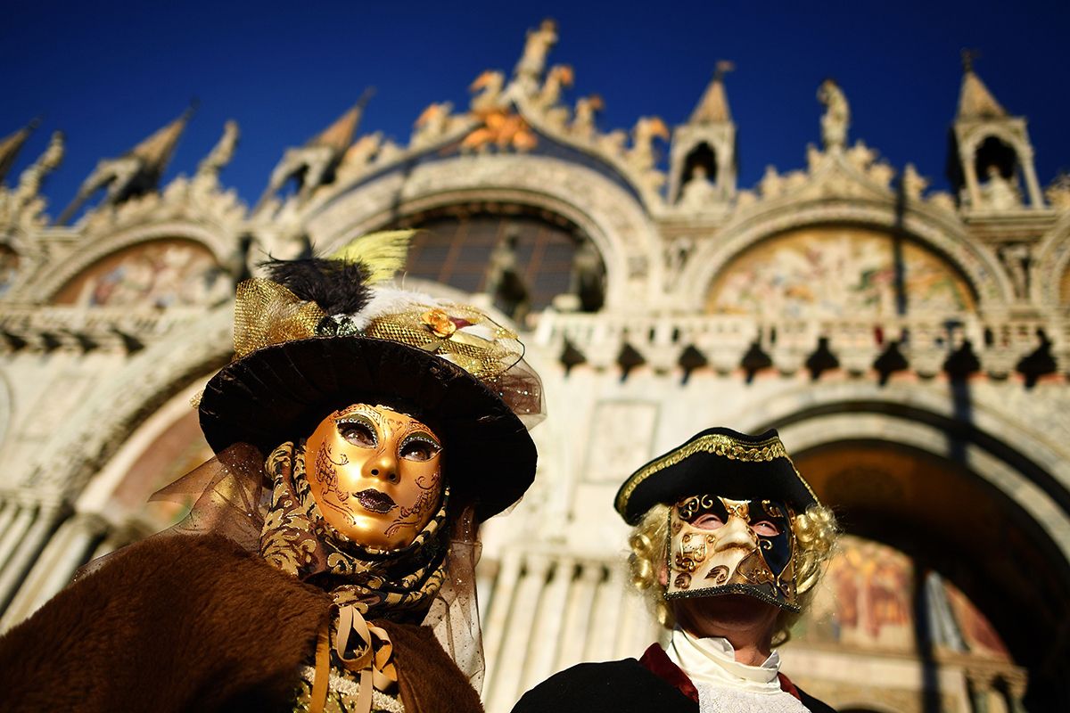 Carnival in Venice 2019 Great Photos of Masked Revelers in